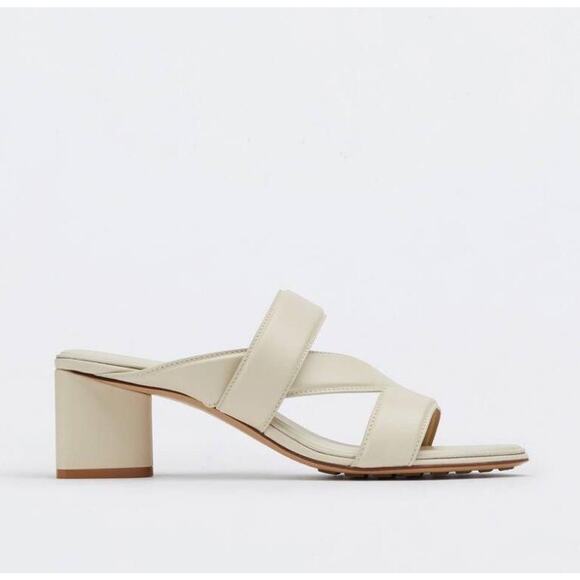 NIB $840 Bottega Veneta Calf Leather Mule Sandals Shoes Sea Salt 9.5 US 651376